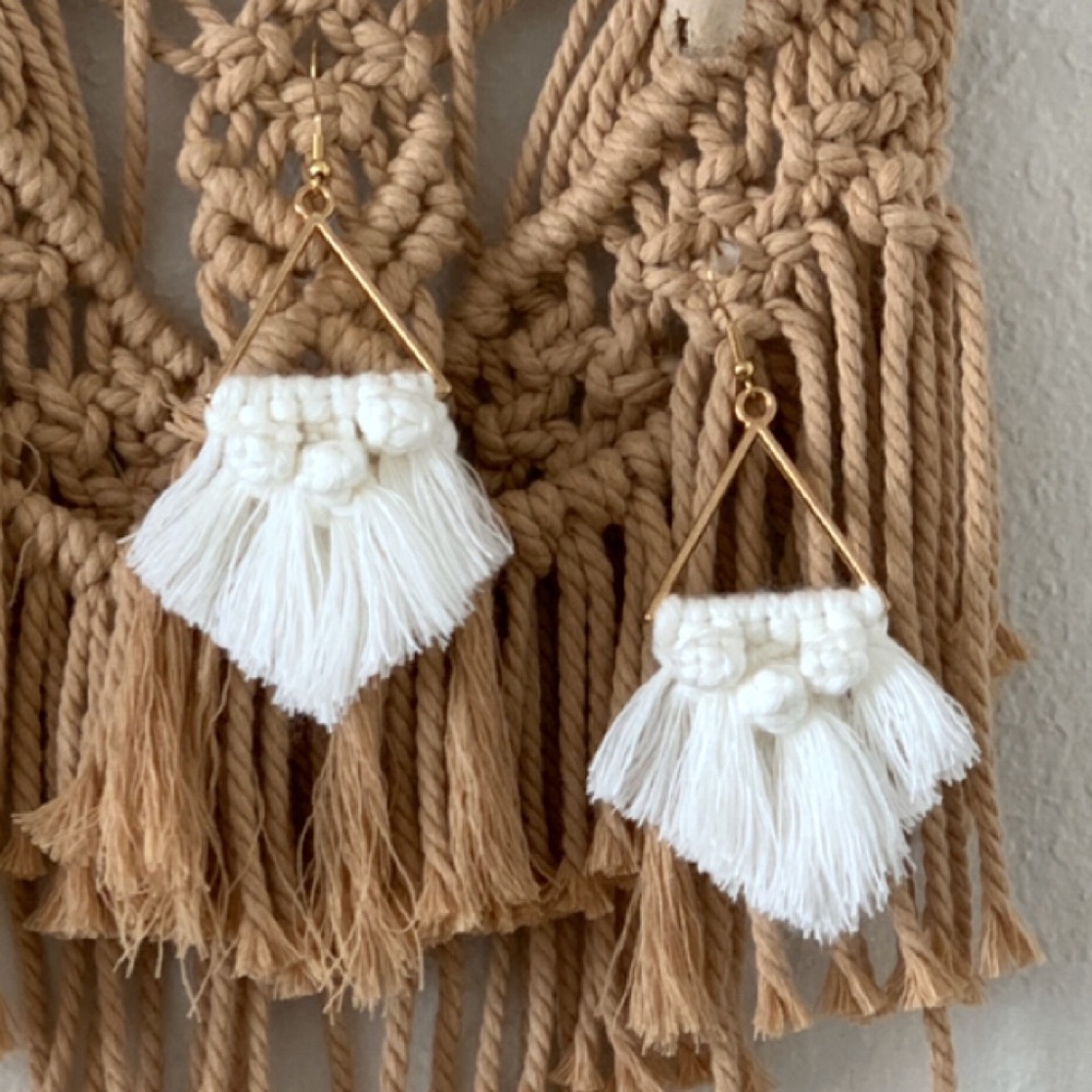 ✨🆕✨ handmade macrame earrings - Picture 3 of 6